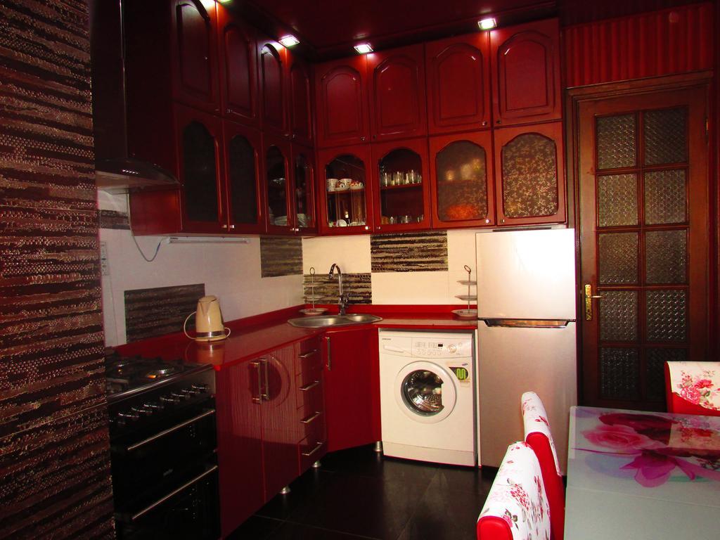 Apartment Irma Rustaveli 57 Batumi Zewnętrze zdjęcie