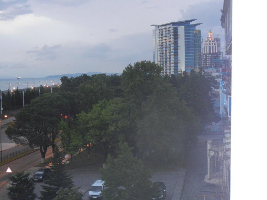 Apartment Irma Rustaveli 57 Batumi Zewnętrze zdjęcie