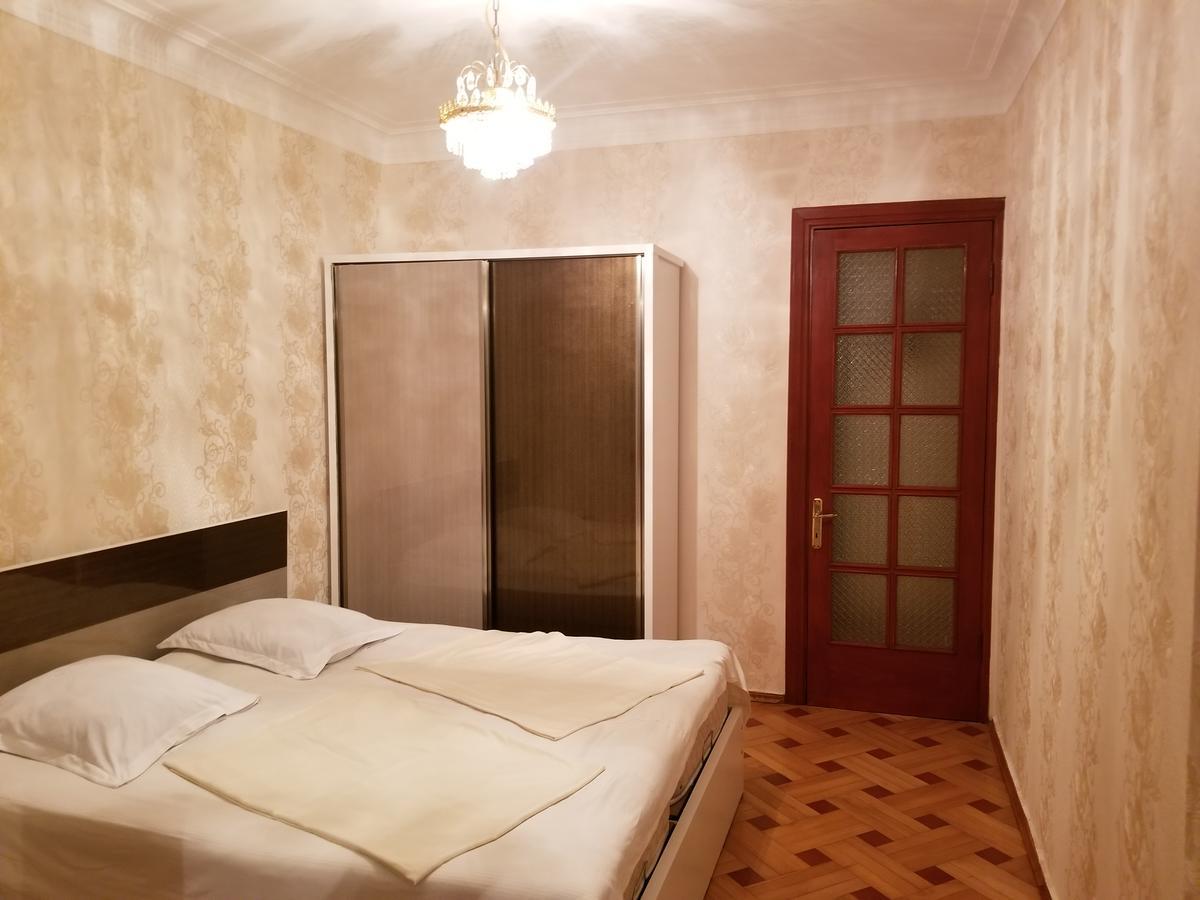 Apartment Irma Rustaveli 57 Batumi Zewnętrze zdjęcie