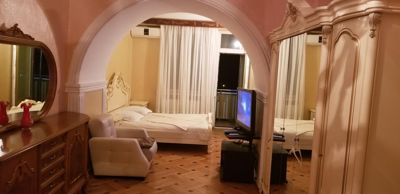Apartment Irma Rustaveli 57 Batumi Zewnętrze zdjęcie