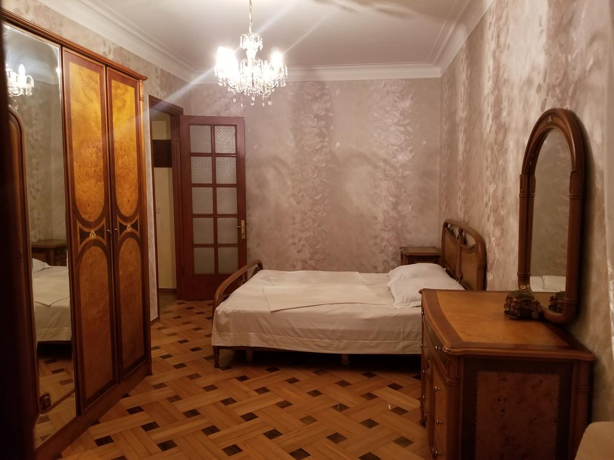 Apartment Irma Rustaveli 57 Batumi Zewnętrze zdjęcie